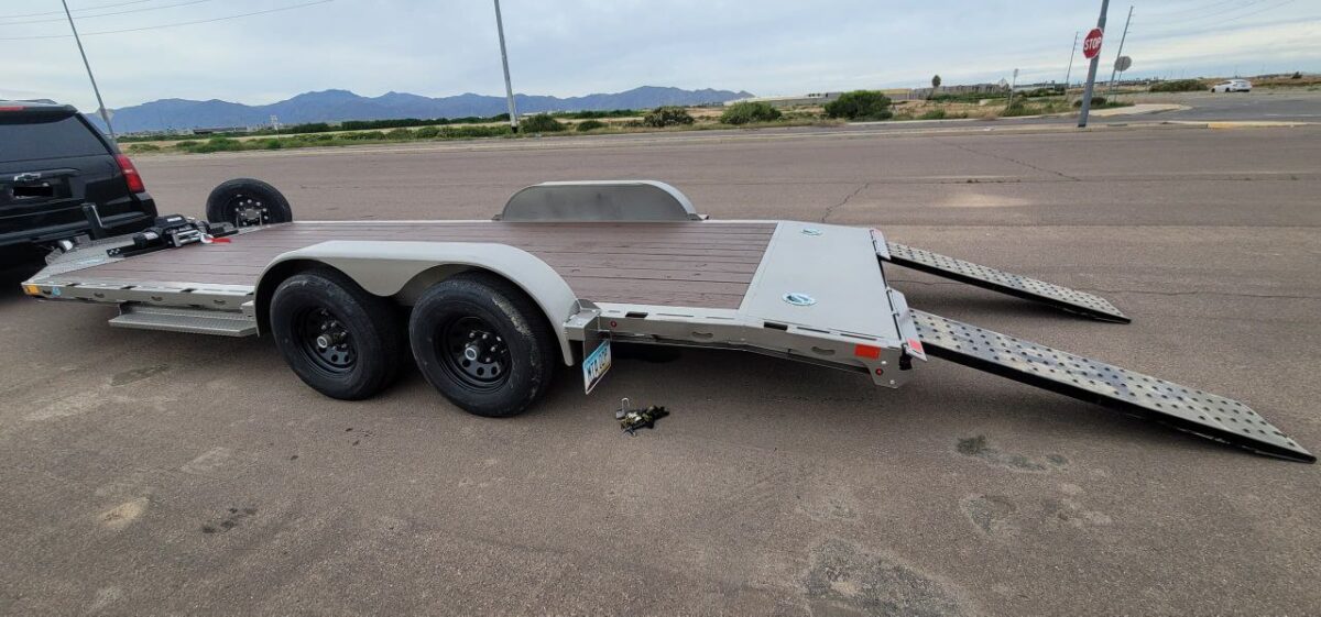2023 Diamond C 18ft Car Hauler